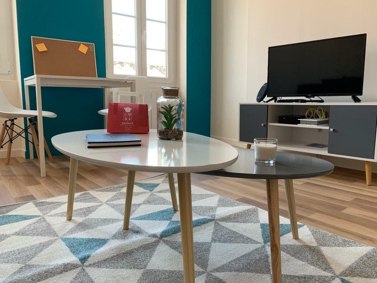 Esprit Sur Plateau Apartment *